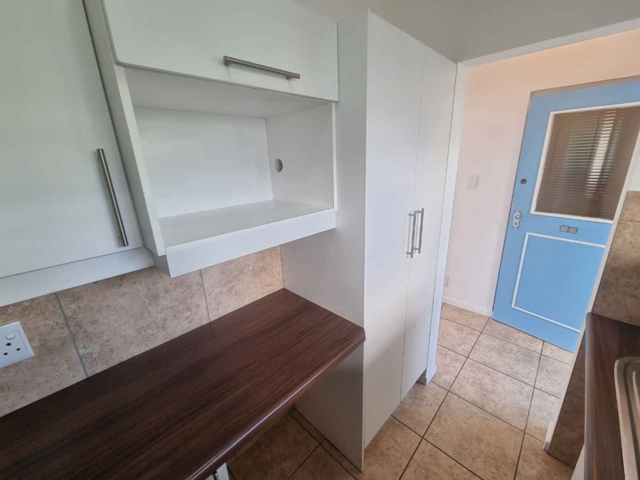 0 Bedroom Property for Sale in Sea Point Western Cape